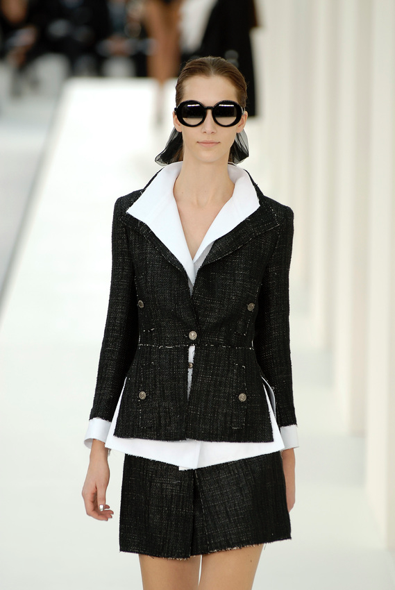 Chanel S/S 2007 Tweed Suit (S)