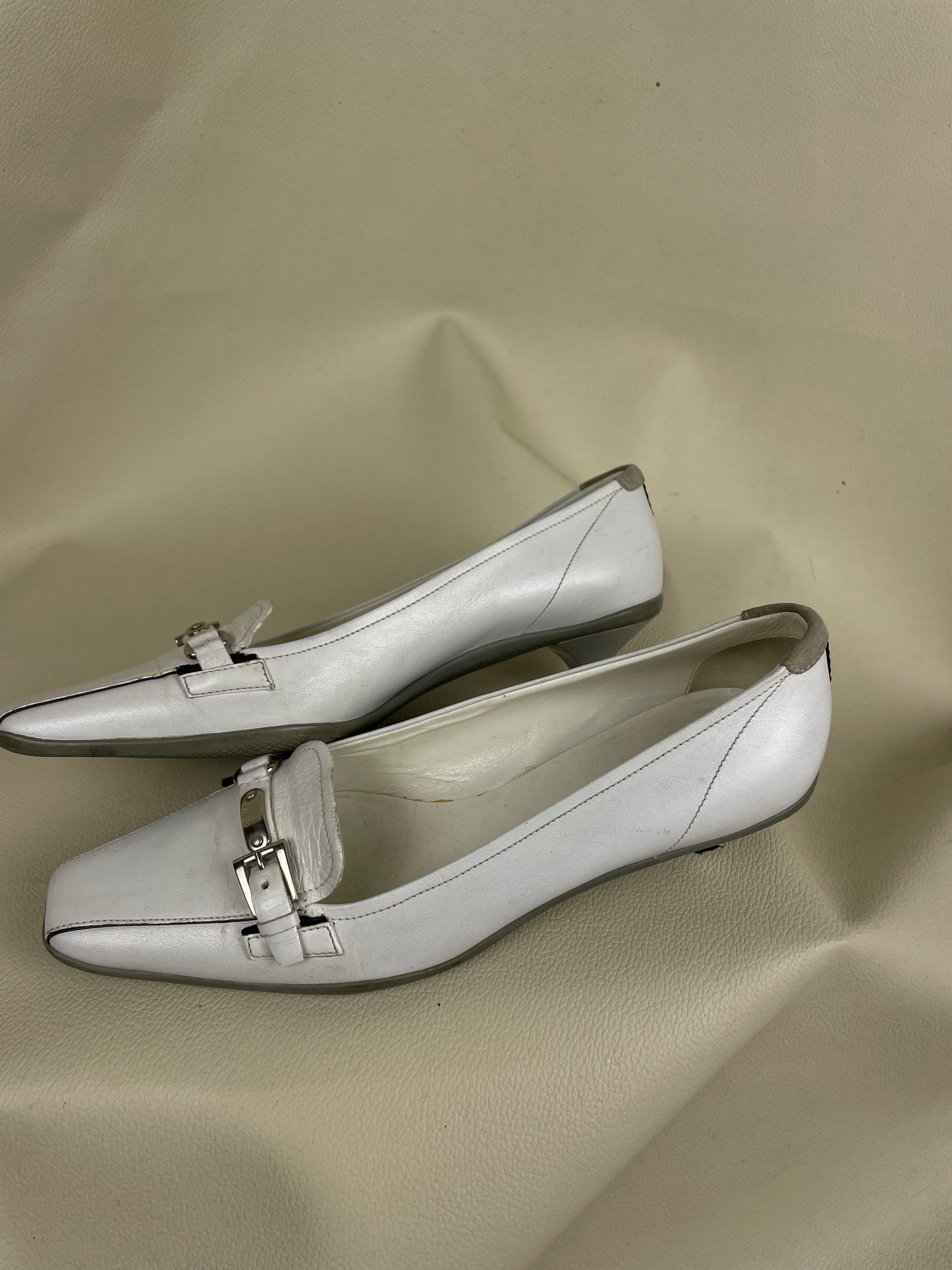 Prada Kitten Heels (37’5)