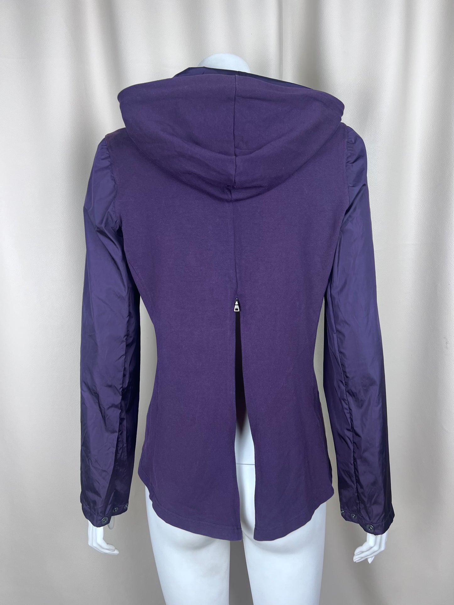 Prada 1990’s purple zip up jacket (M)