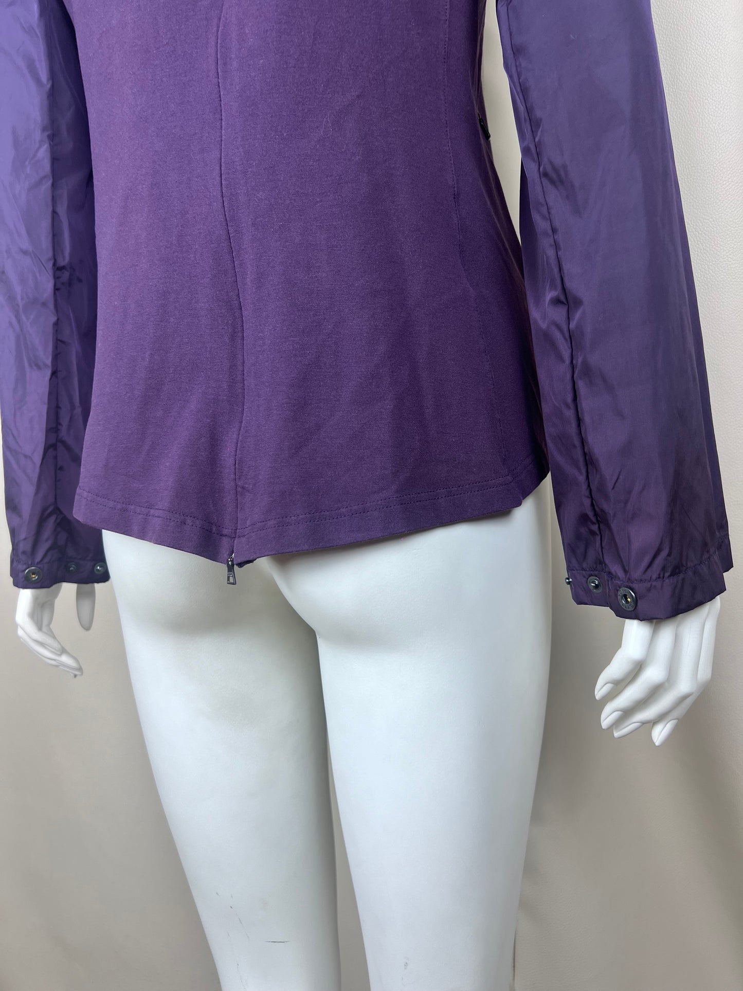Prada 1990’s purple zip up jacket (M)