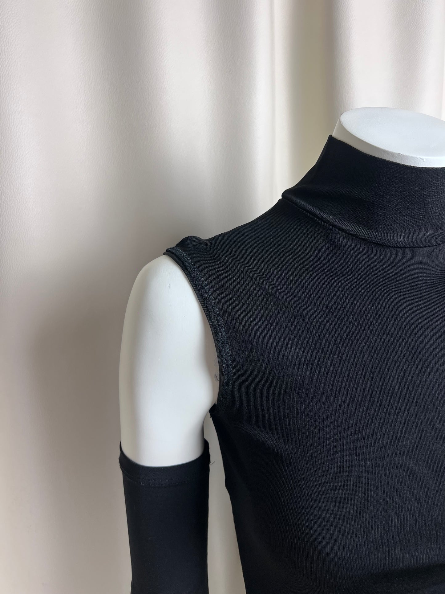 Marithe + François Girbaud 3 Piece Top (M)