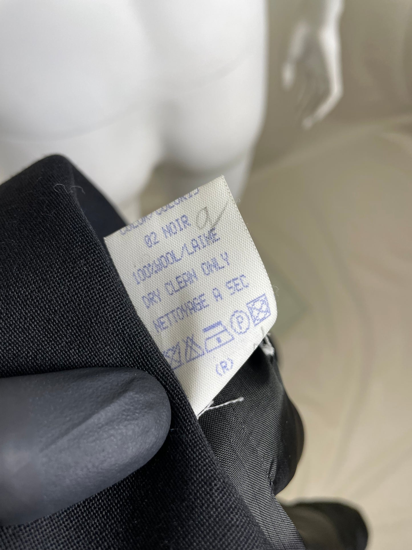 Balenciaga Early 1990’s Short Tailored Jacket (M)