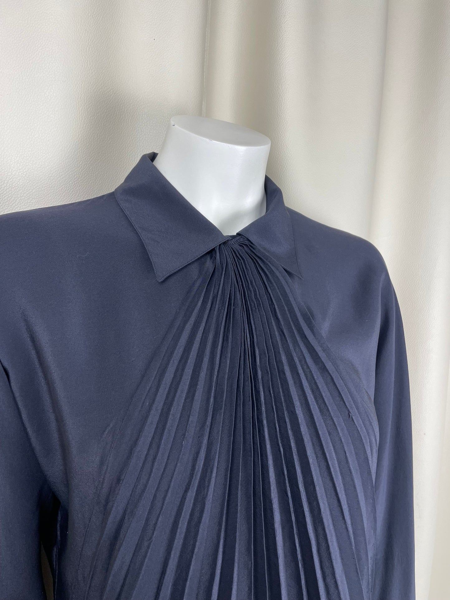 Gianni Versace 90’s Pleated Shirt (L)