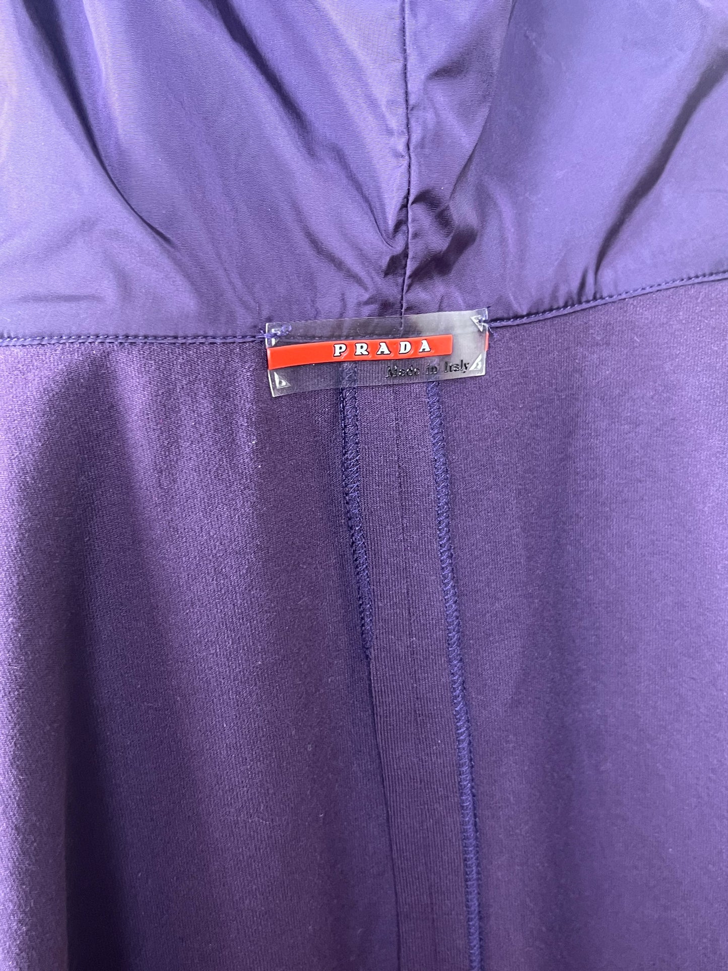 Prada 1990’s purple zip up jacket (M)