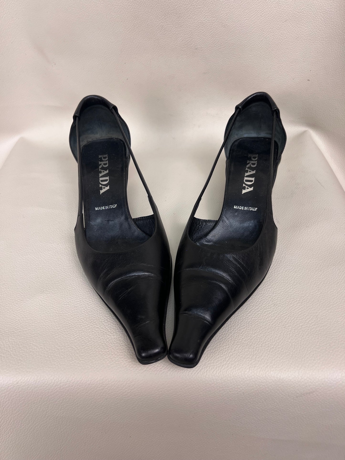 Prada 2000’s arabic kitten heel (39’5)