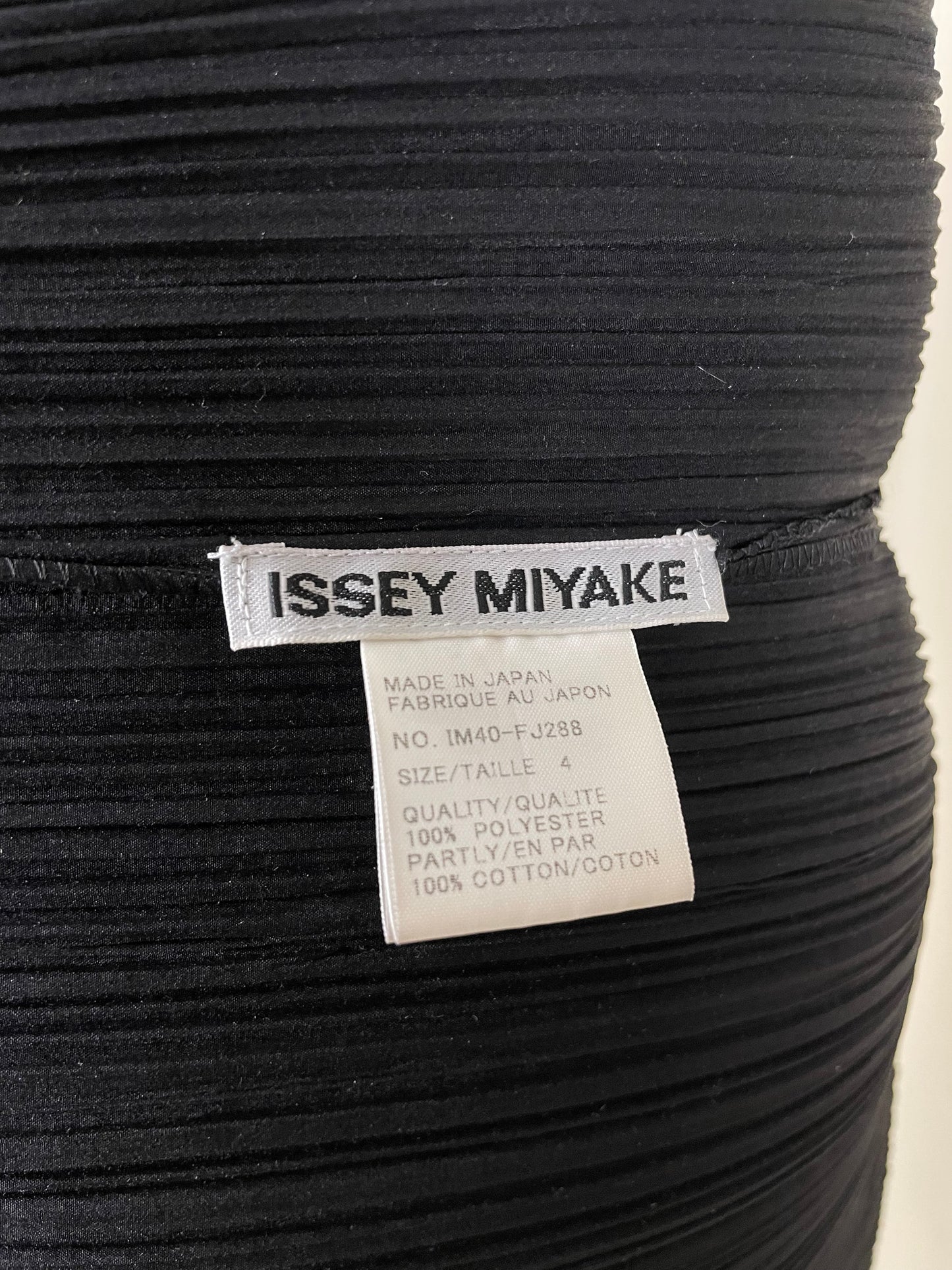 Issey Miyake Pleated Shirt (M)