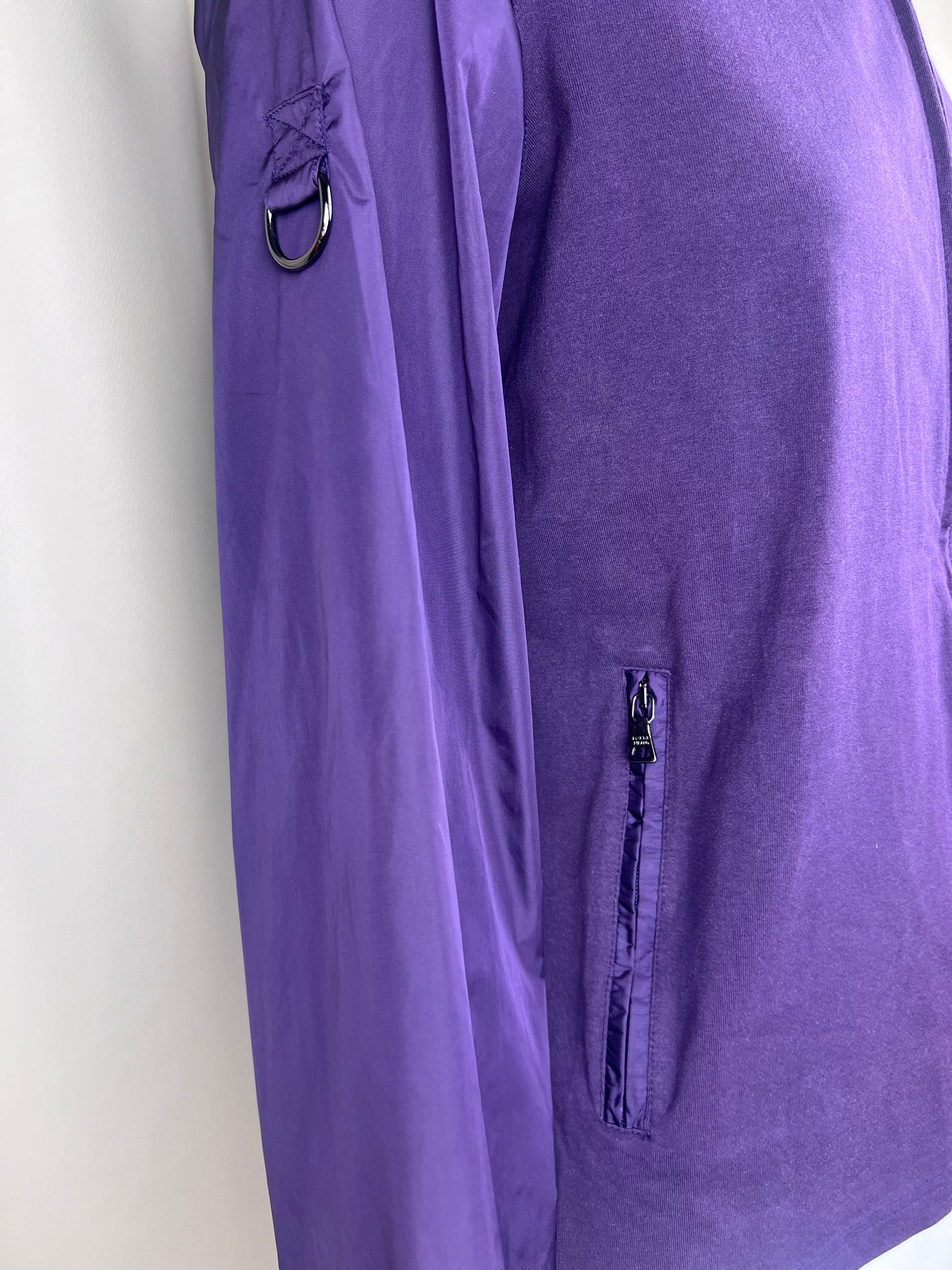 Prada 1990’s purple zip up jacket (M)