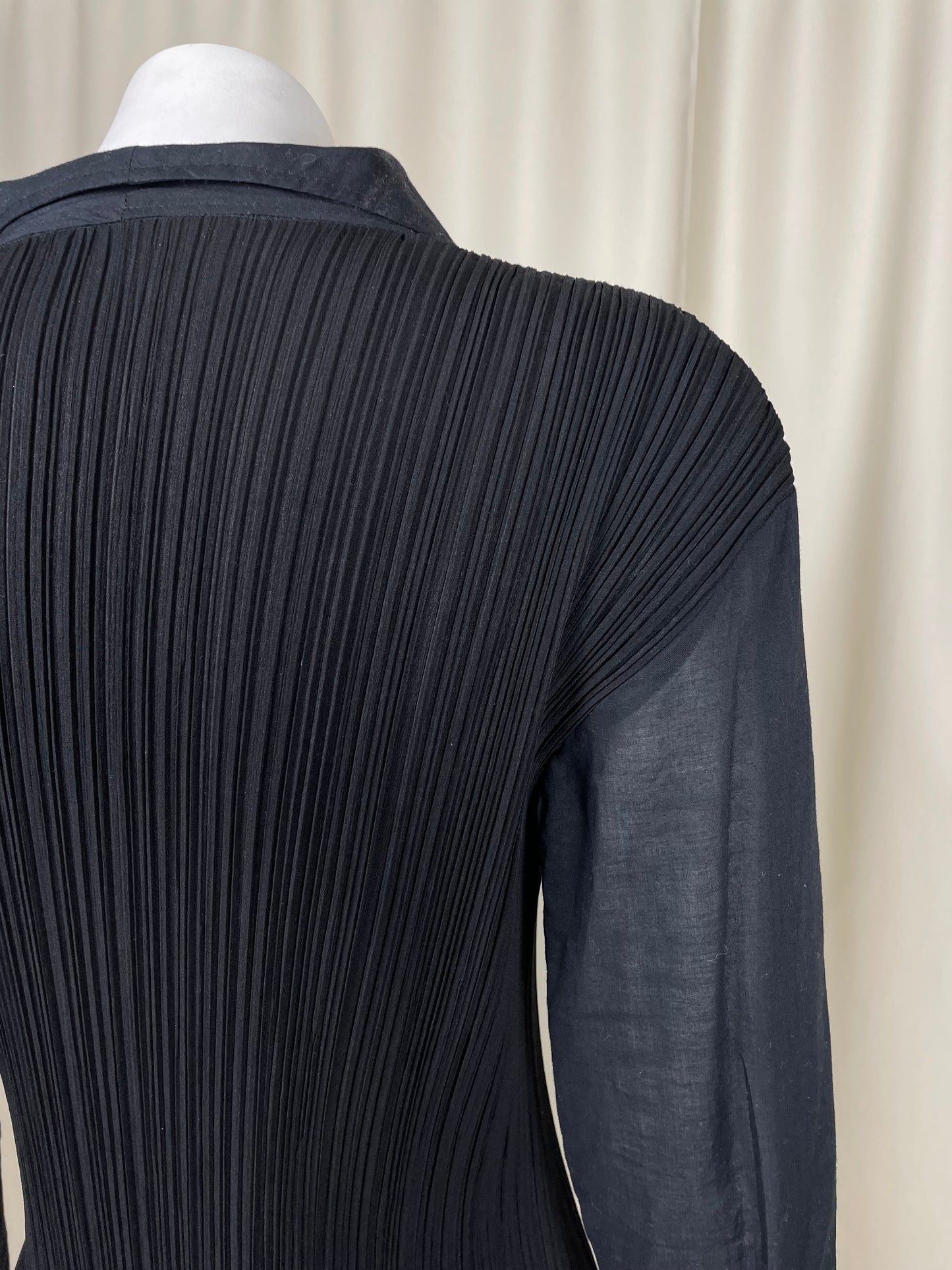 Issey Miyake Pleated Shirt (M)
