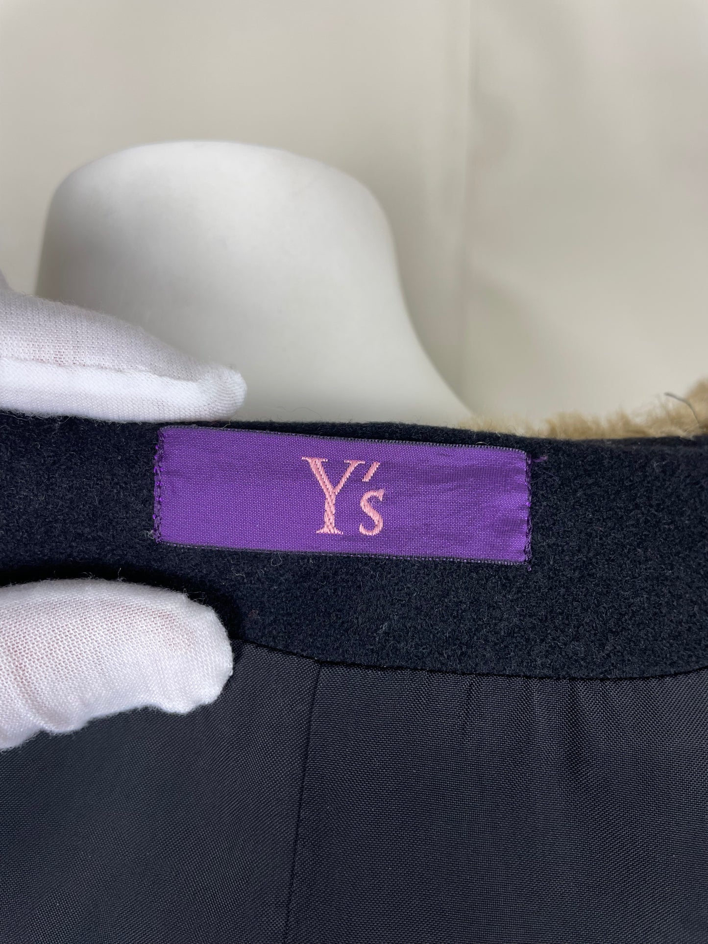 Yohji Yamamoto Fur Coat (M)