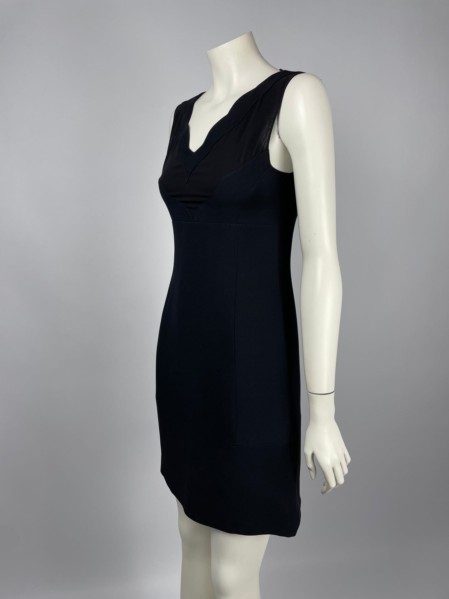 Dior 2010’s sheath dress.