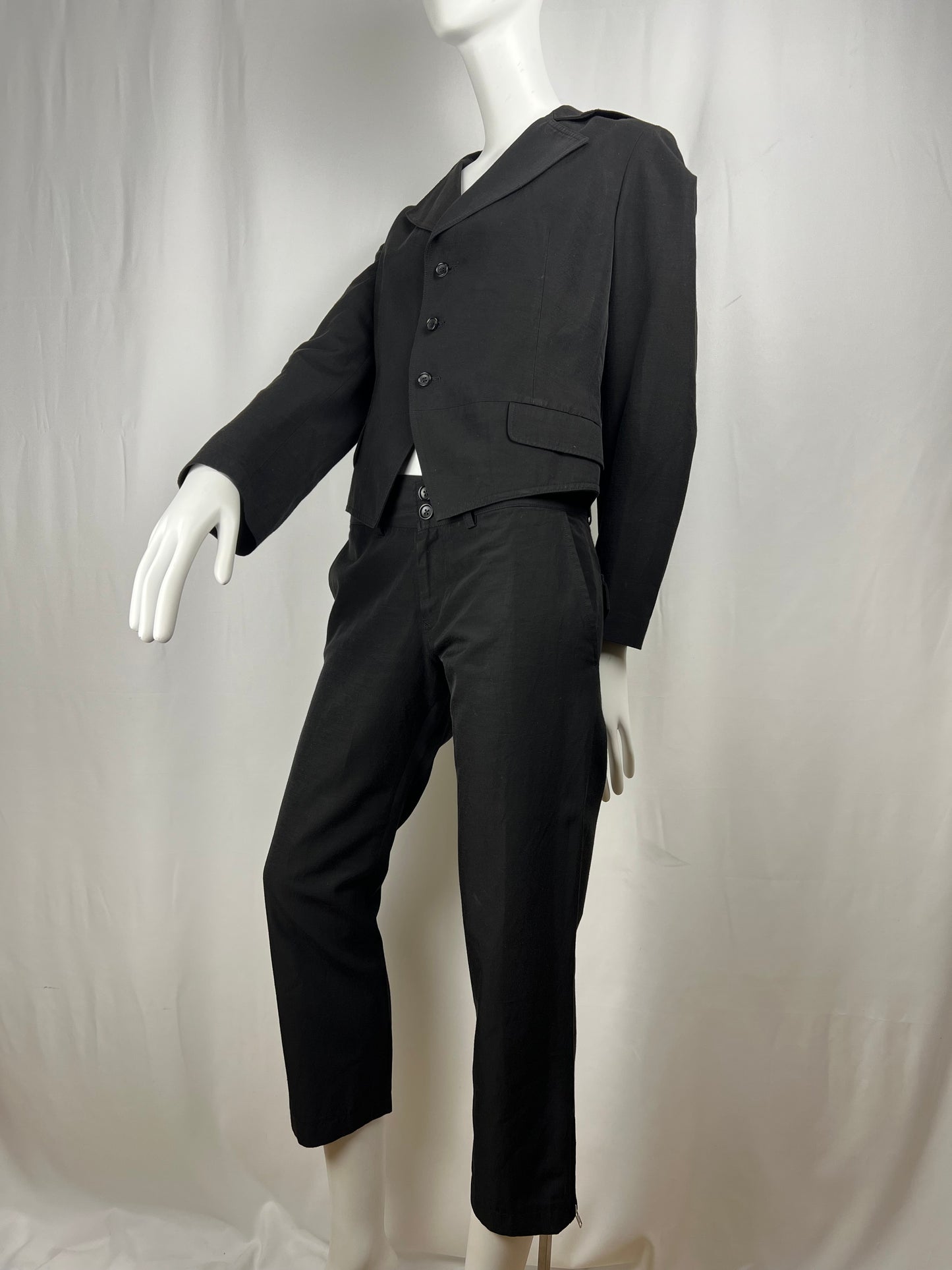 Yohji Yamamoto Suit (M)