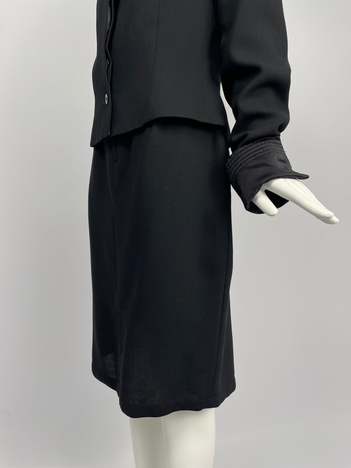 Gianni Versace Istante F/W 1990 Pearled neckline suit