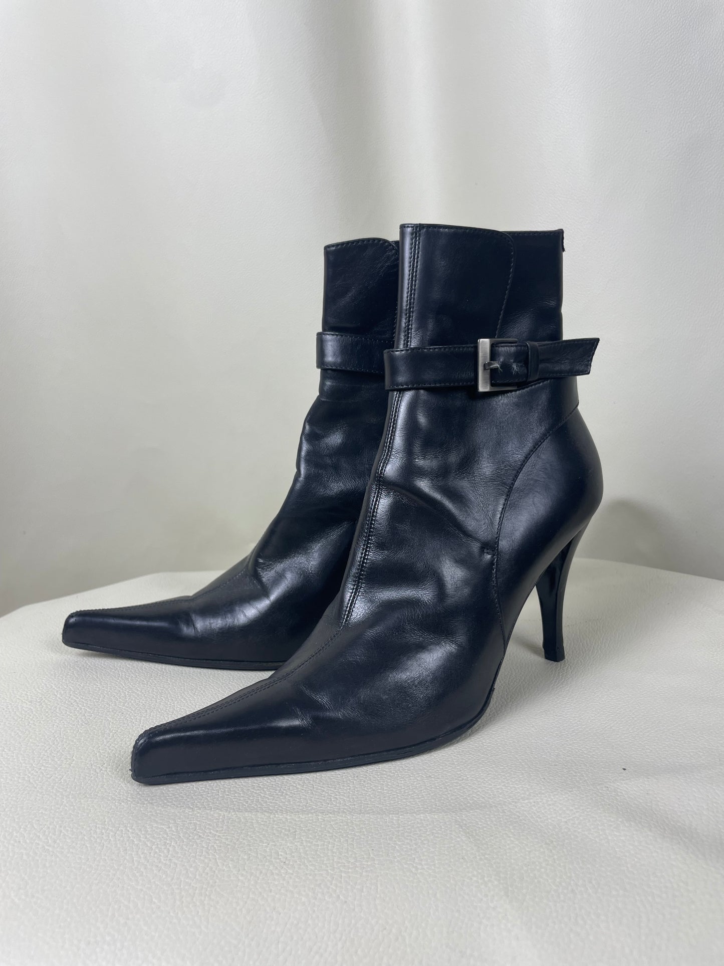 Saint Laurent by Tom Ford 2000’s Leather Heel Boots (37’5)