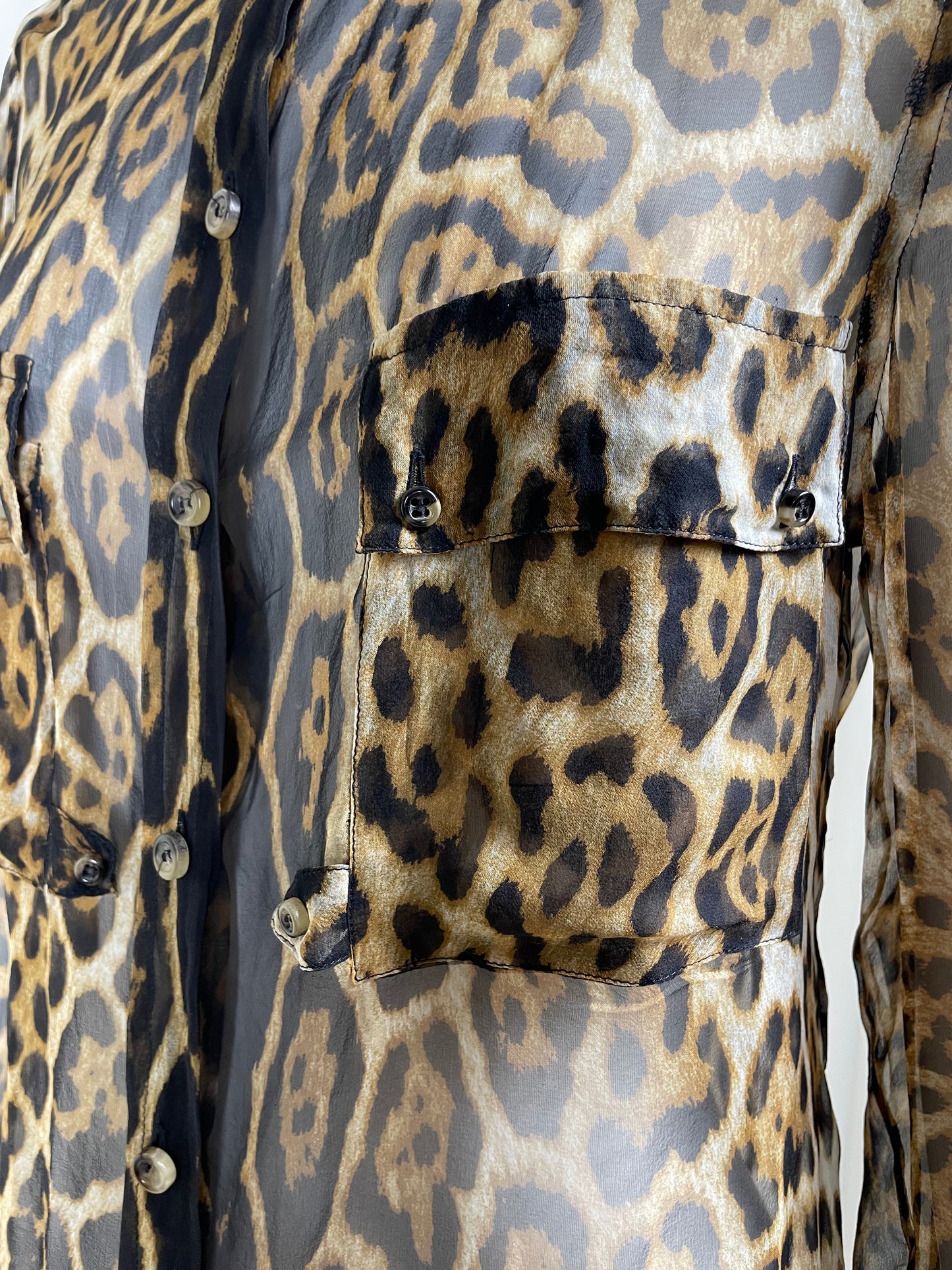 Yves Saint Laurent Leopard Print Shirt. (M)