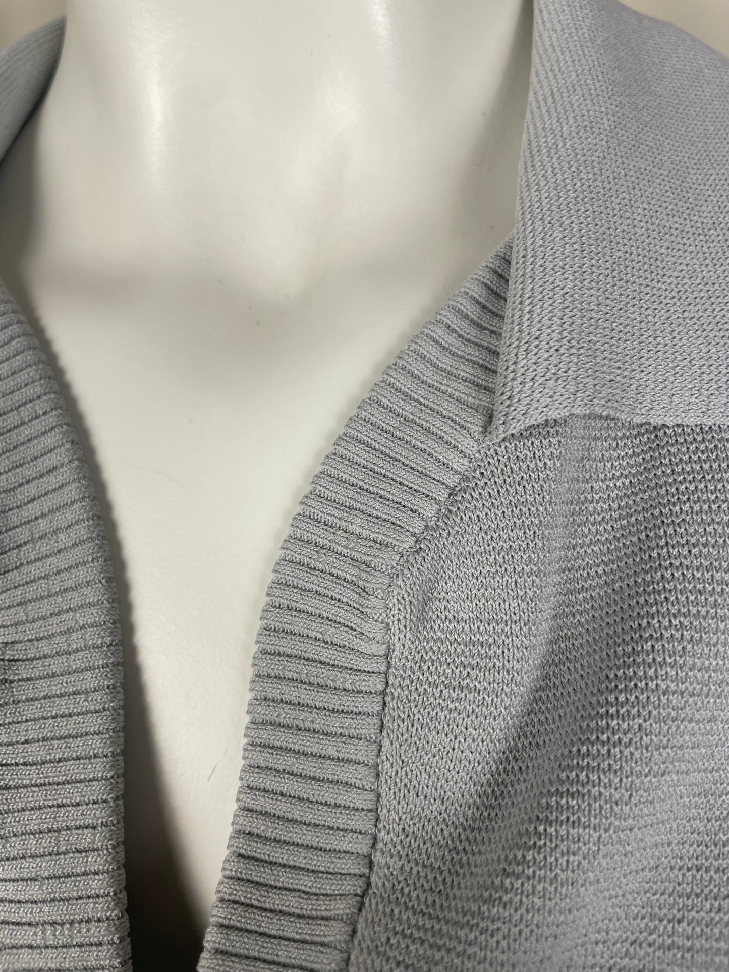 Emporio Armani 2000’s Knit Cardigan (S)