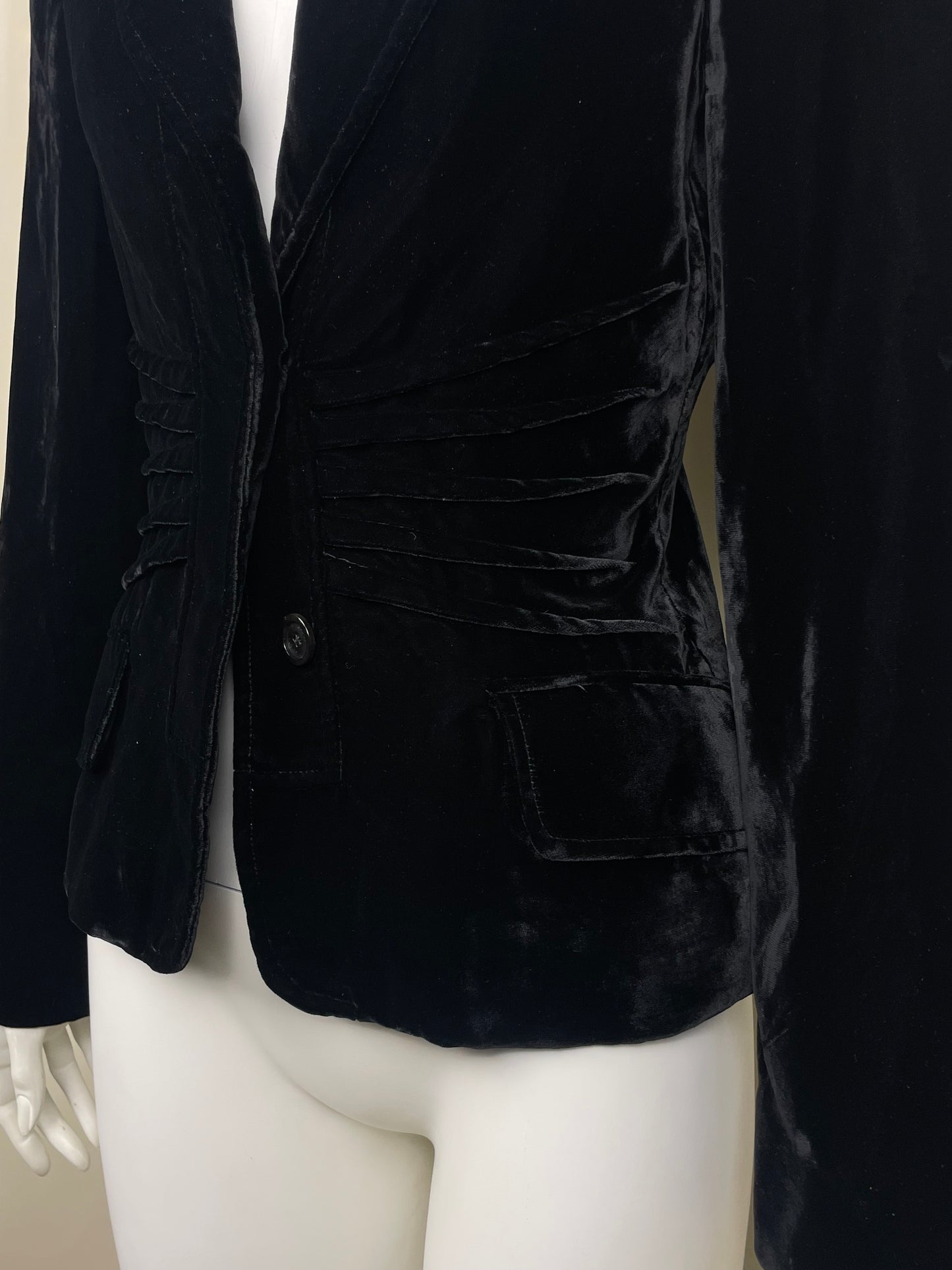 Gucci by Tom Ford F/W 2004 Velour Pleated Blazer (M)