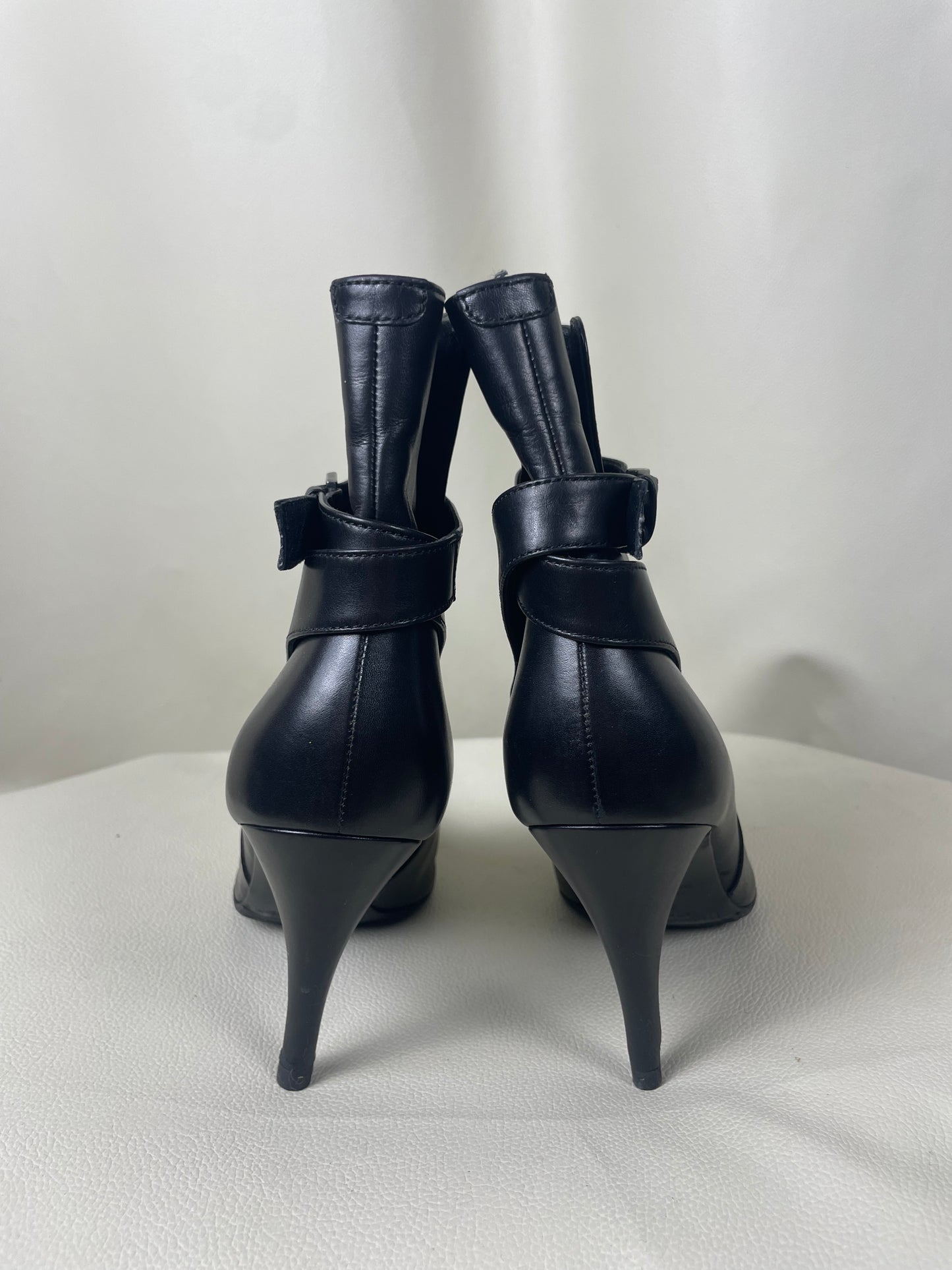 Saint Laurent by Tom Ford 2000’s Leather Heel Boots (37’5)