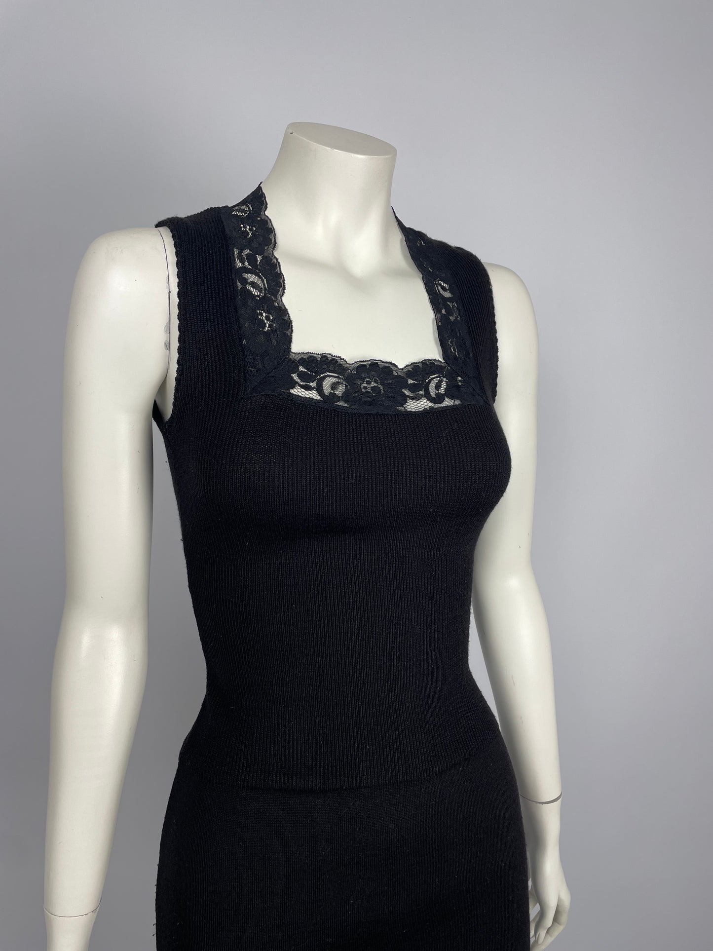 Dolce & Gabbana 2000’s Square neckline knit dress