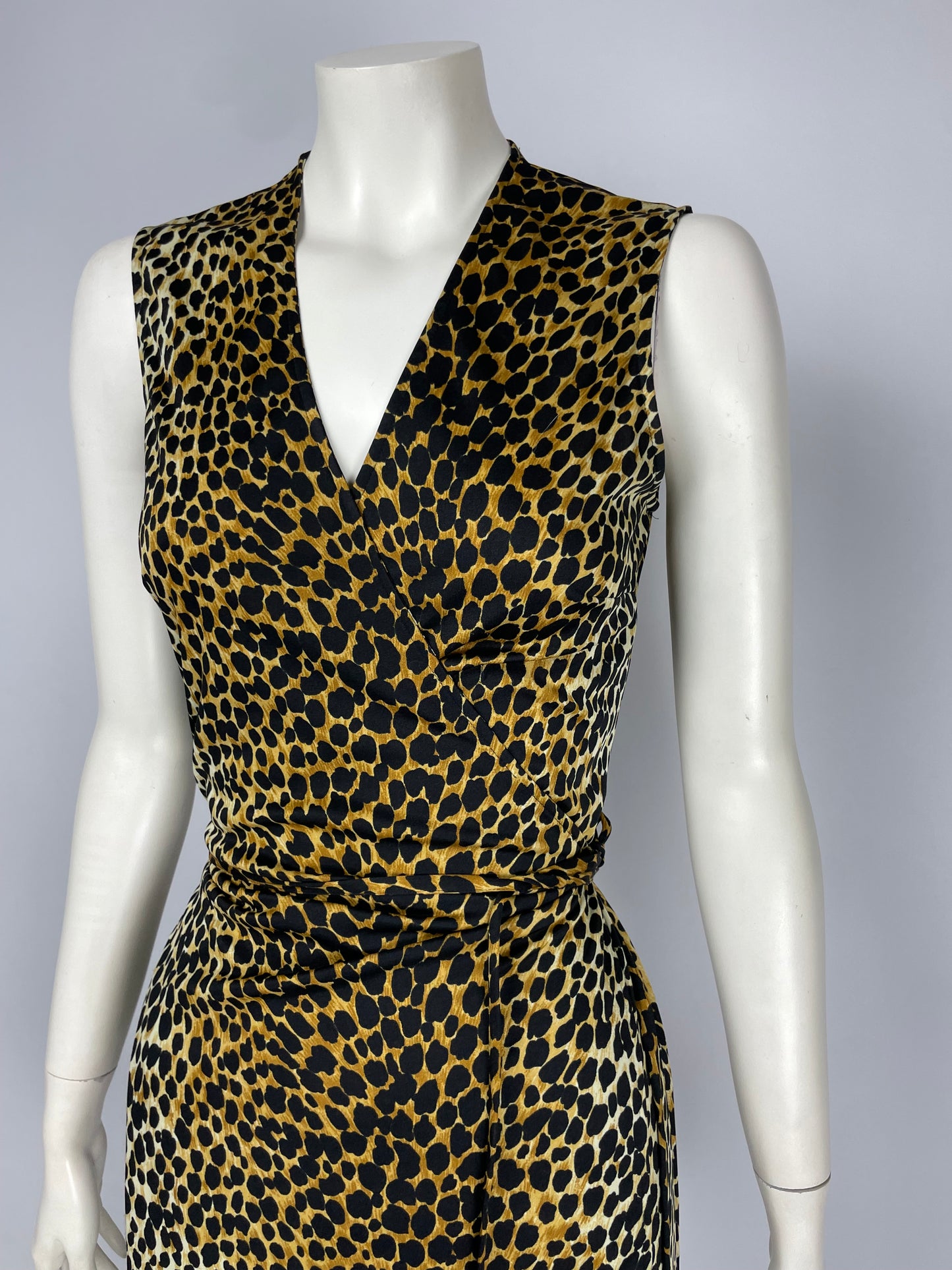 Dolce Gabbana 1990’s Cheetah tied dress.