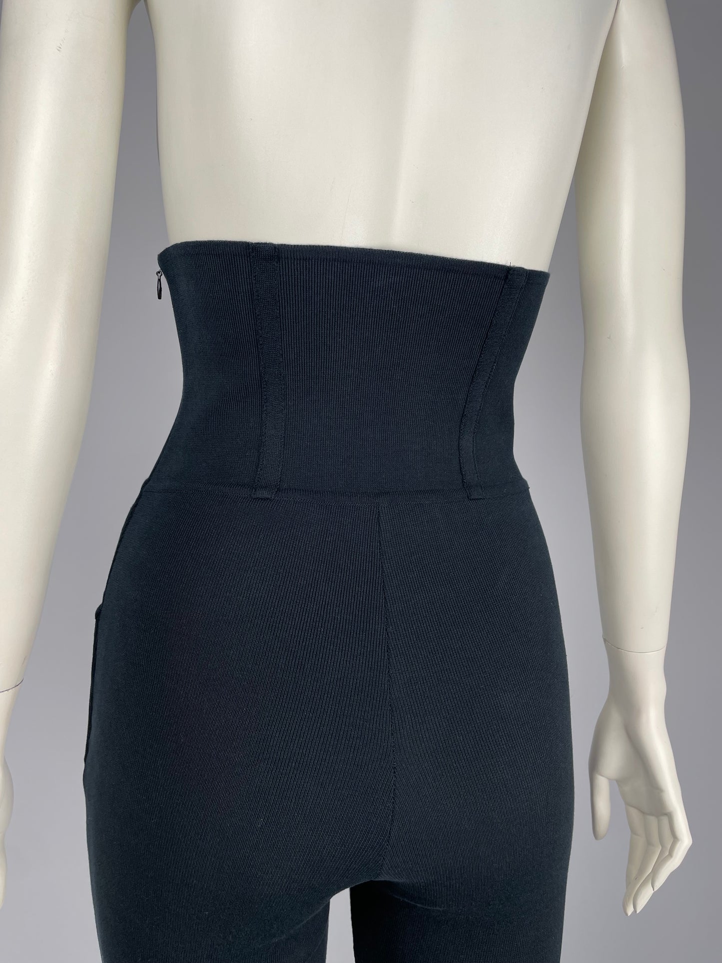 Chanel 2000’s Corset High top legging.