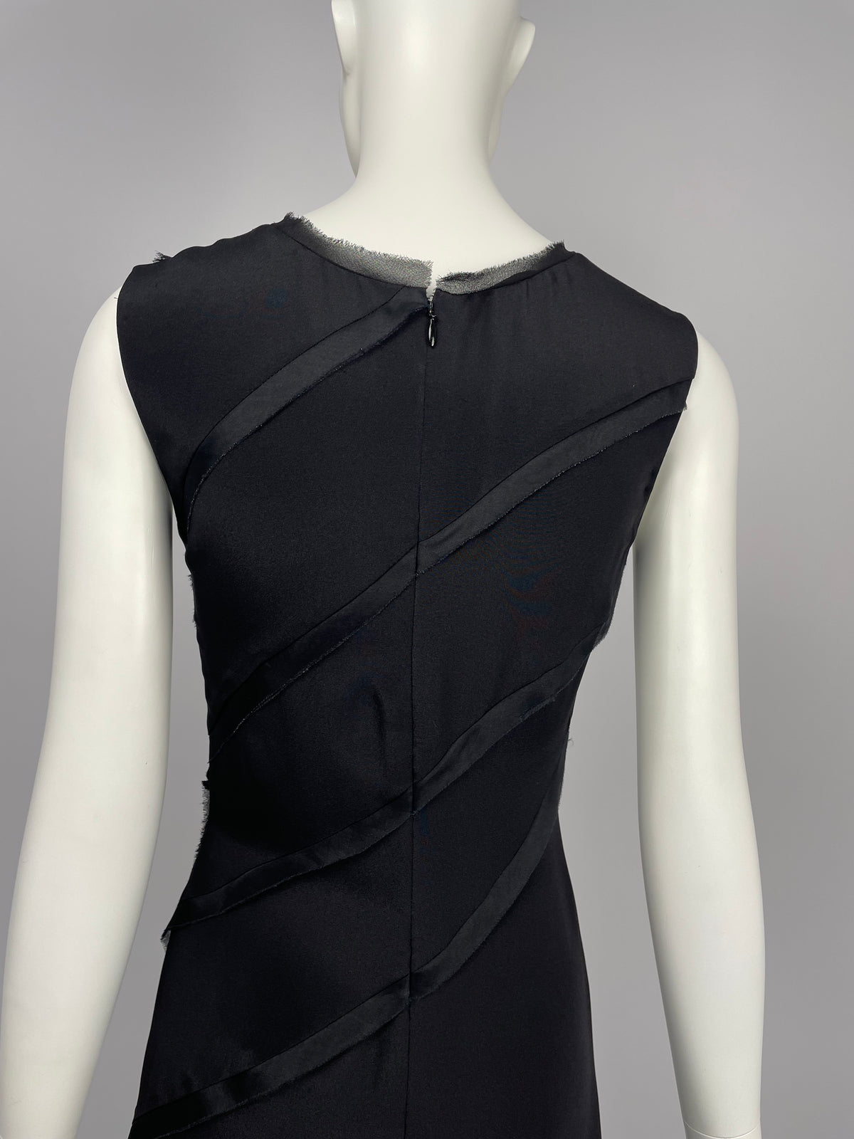 Oscar de la Renta 2000's Bias cut silk dress