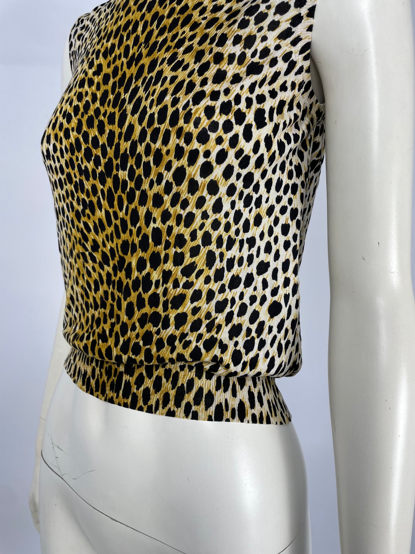Dolce & Gabbana S/S 1996 sleeveless tank top.