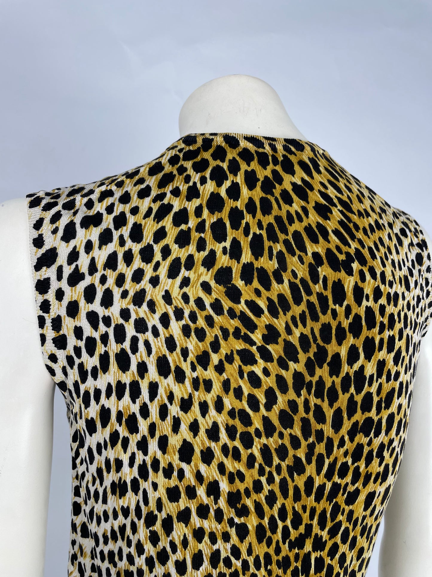 Dolce & Gabbana S/S 1996 sleeveless tank top.