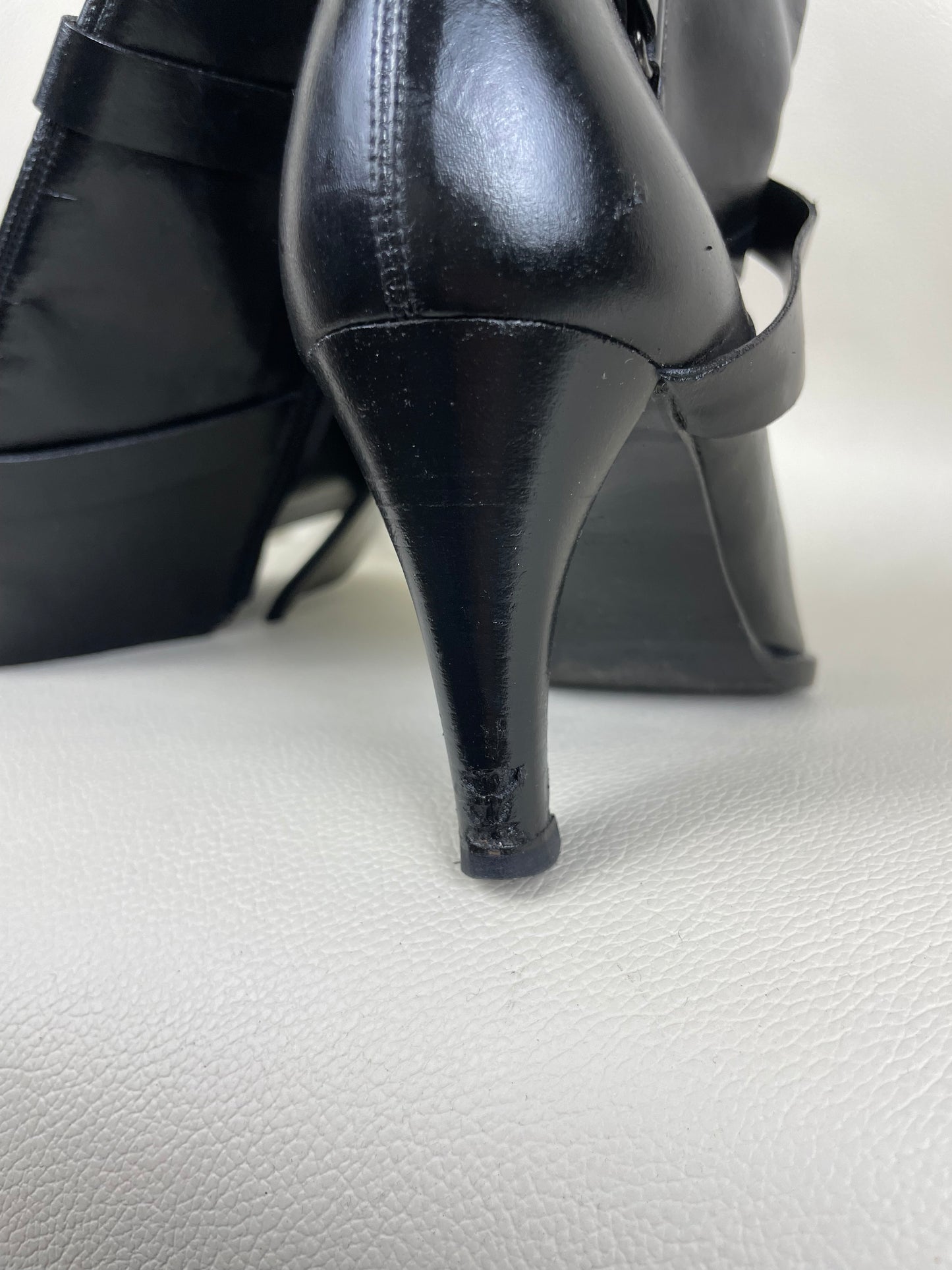Balenciaga Leather Boots (37)