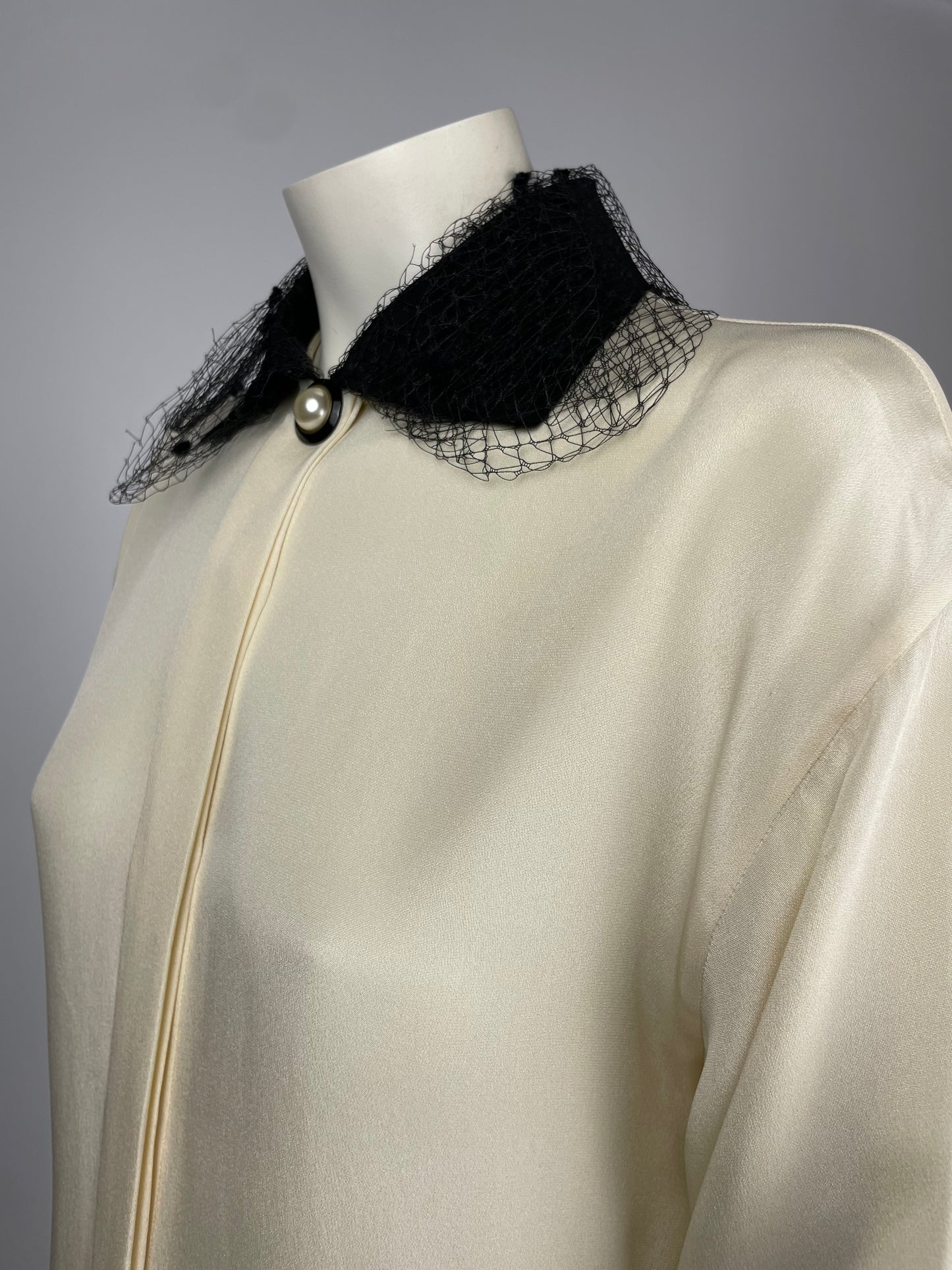 Gianni Versace F/W 1989 Silk and lace shirt