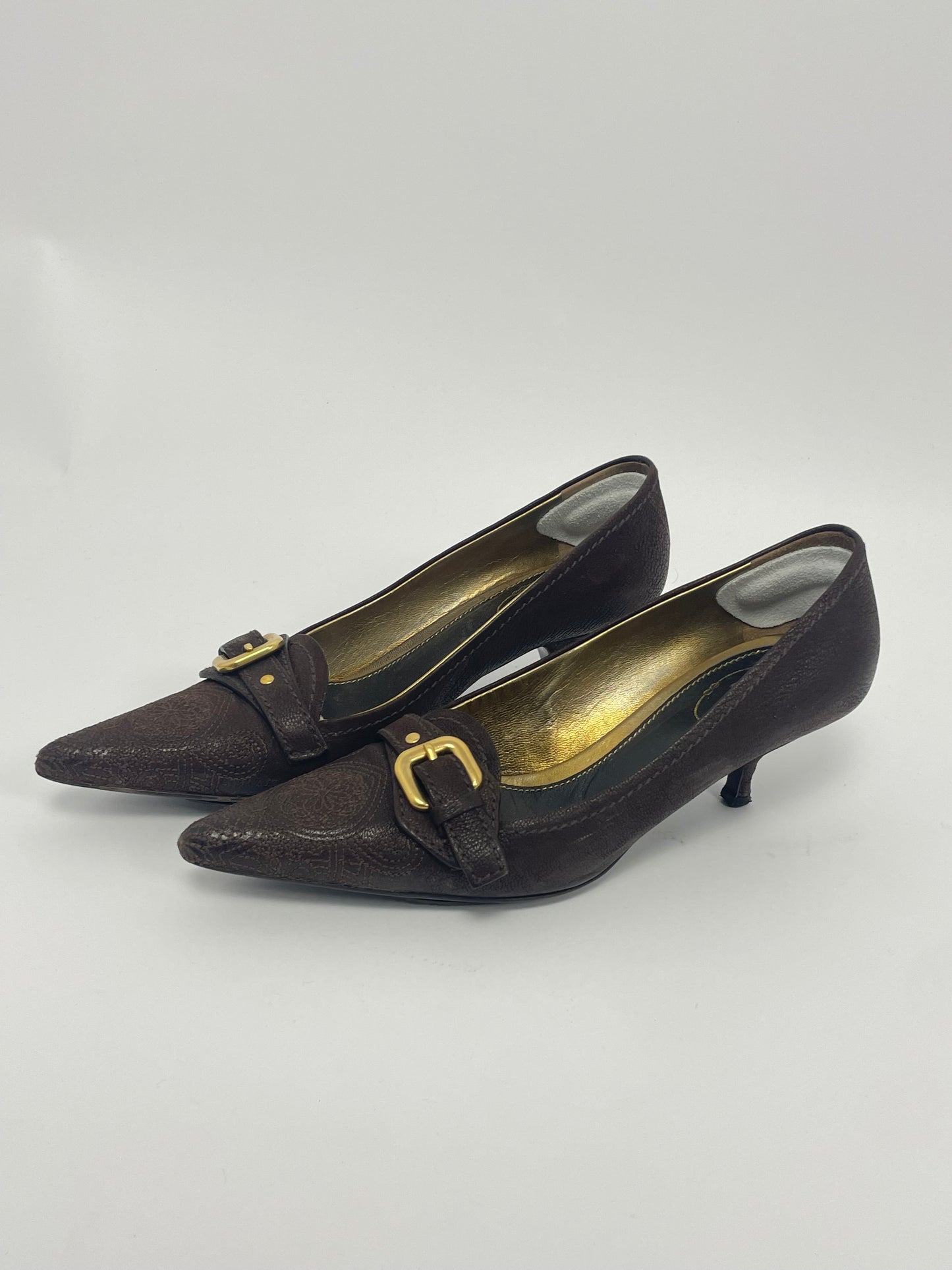 Prada 2000’s Embroidery kitten heels.