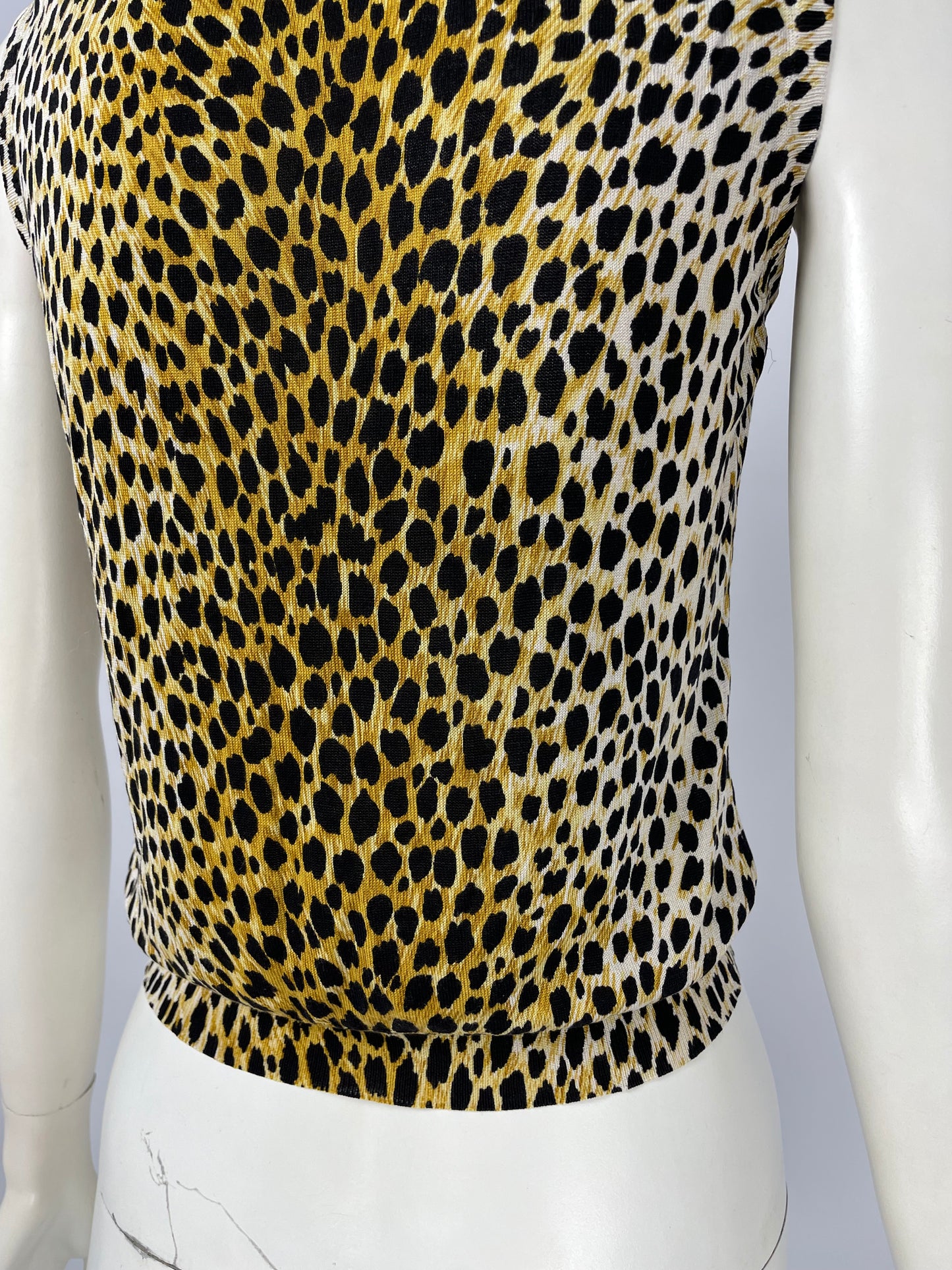Dolce & Gabbana S/S 1996 sleeveless tank top.
