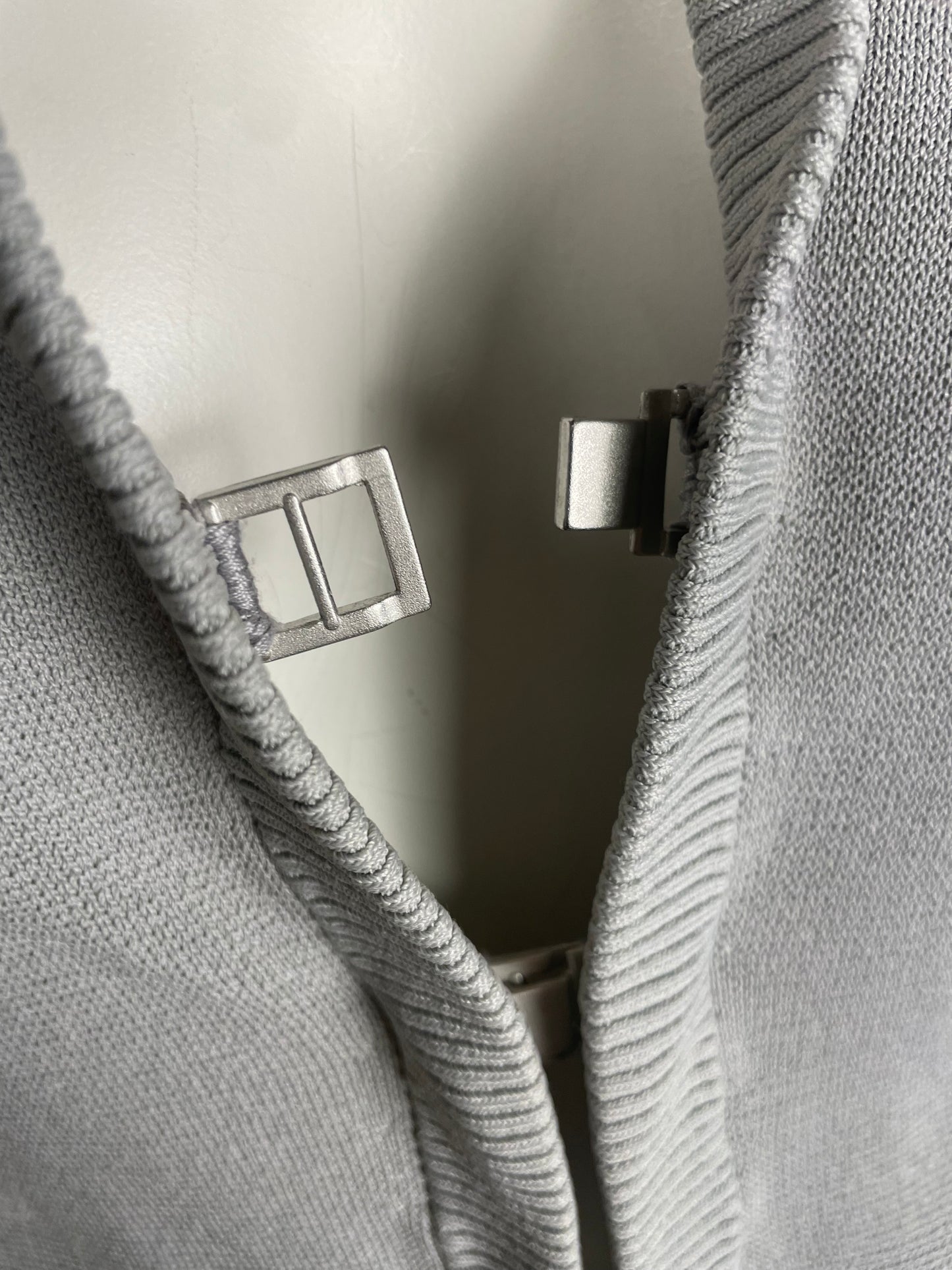 Emporio Armani 2000’s Knit Cardigan (S)