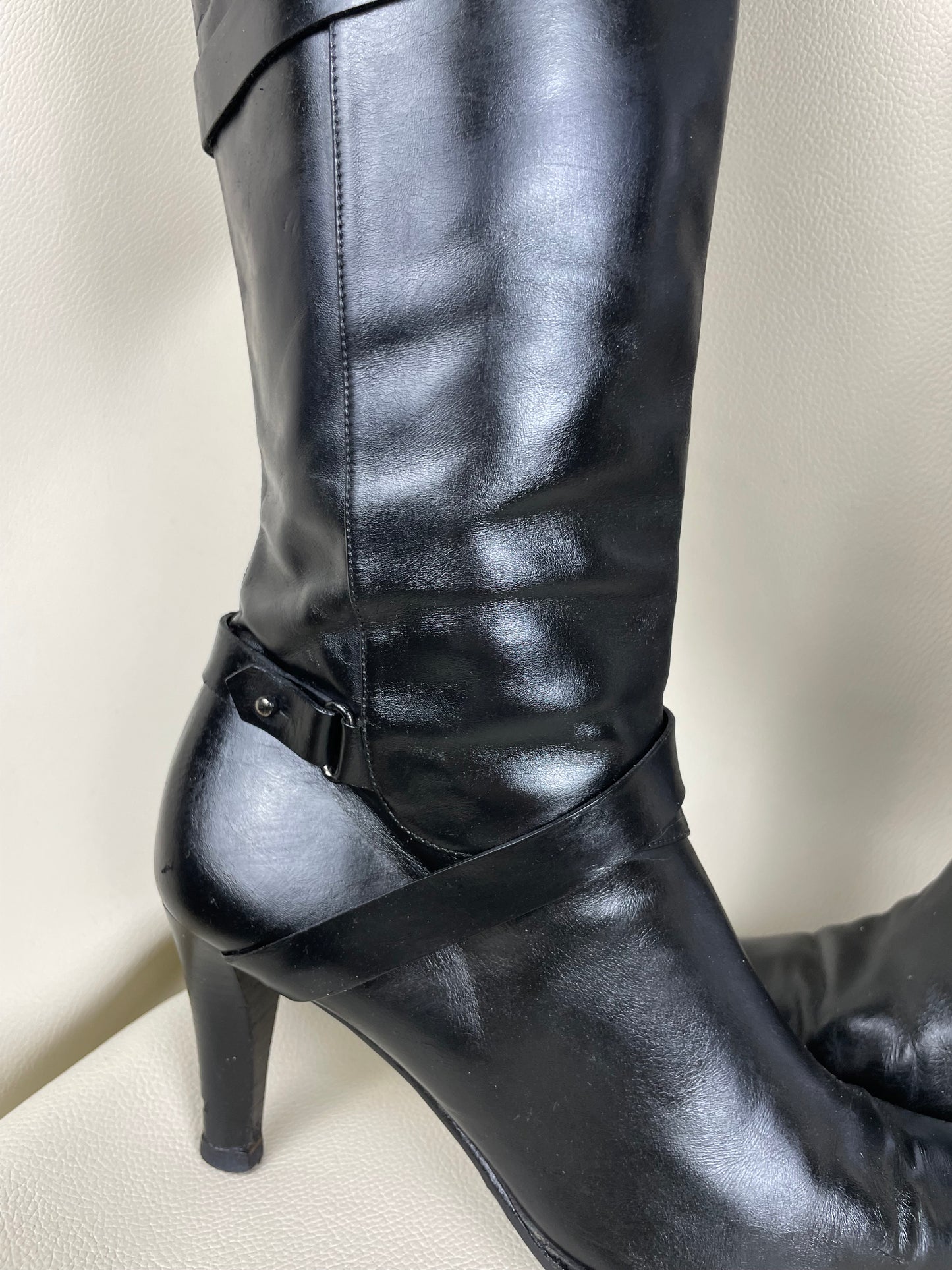 Balenciaga Leather Boots (37)