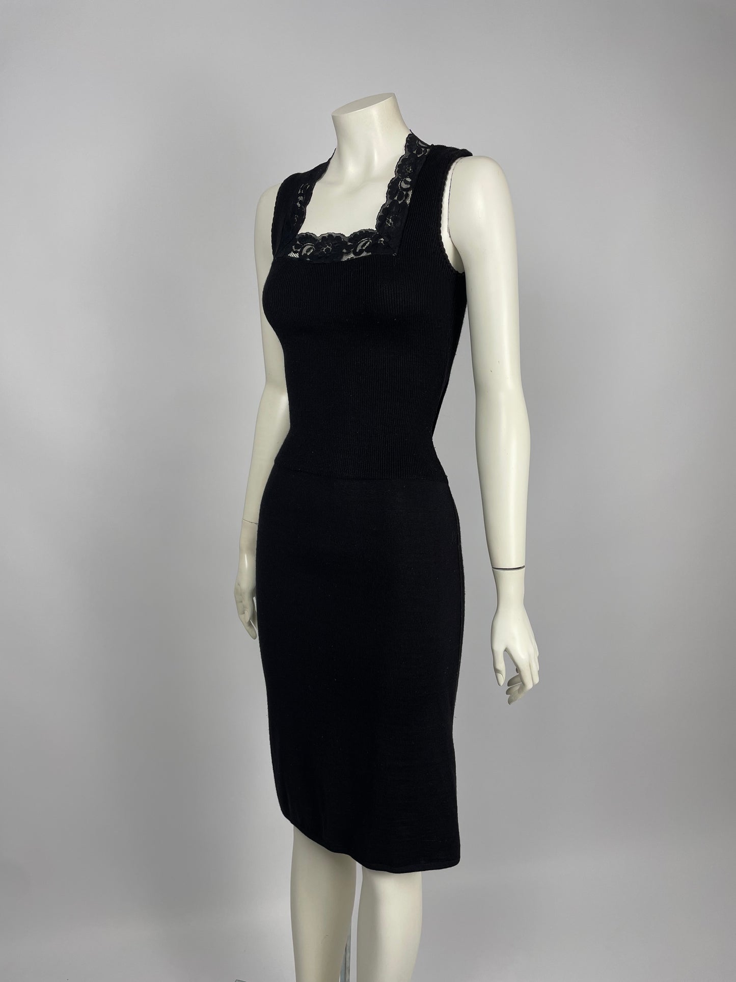 Dolce & Gabbana 2000’s Square neckline knit dress