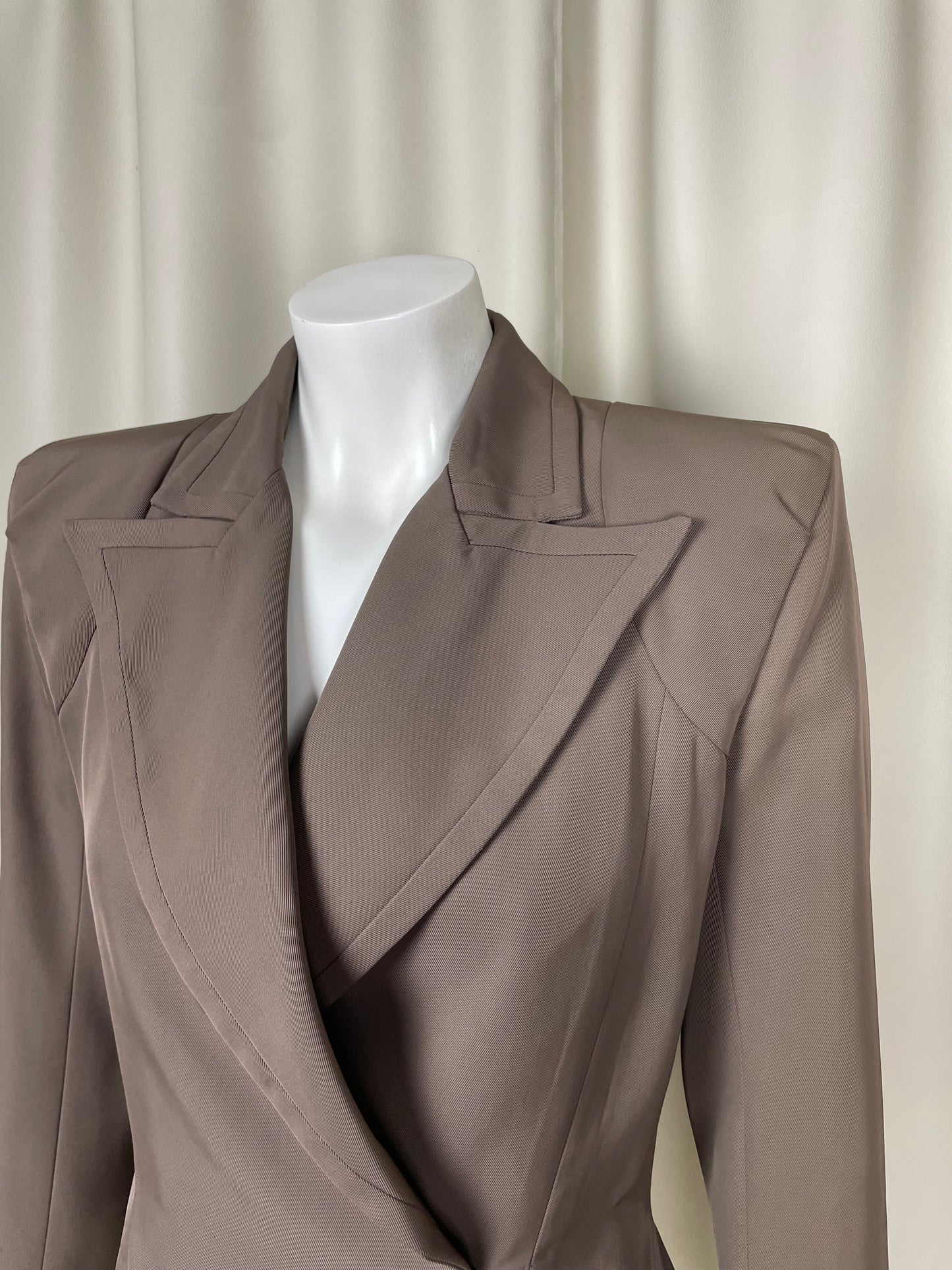 Yves Saint Laurent by Tom Ford S/S 2001 Cropped Blazer (M)