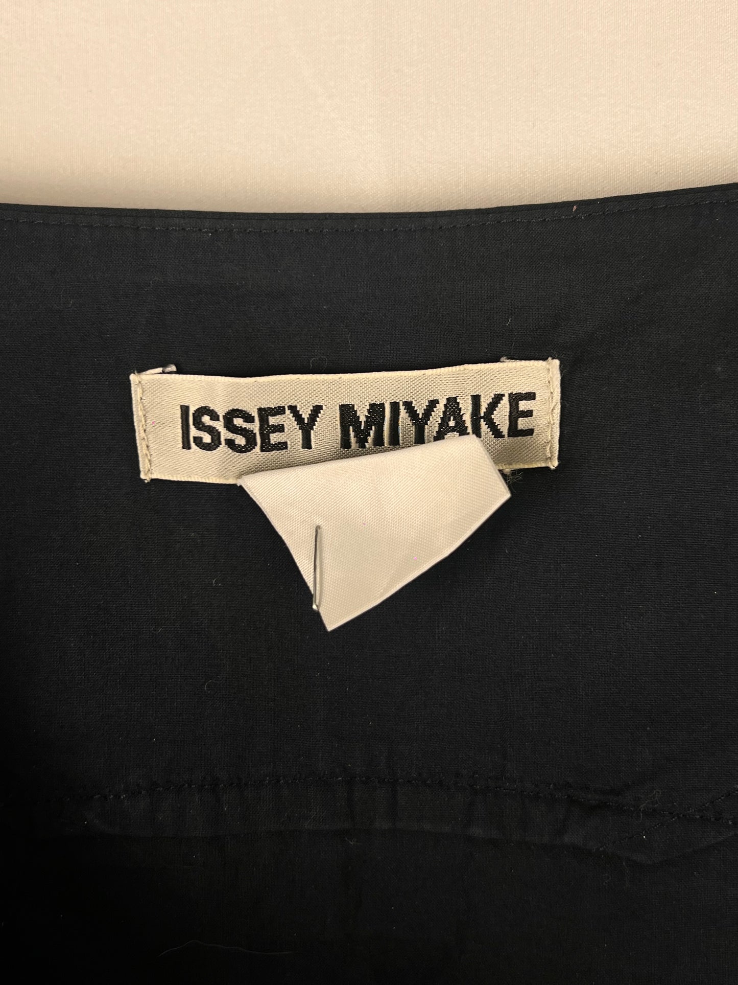 Issey Miyake mid 2000’s flared midi skirt (M)