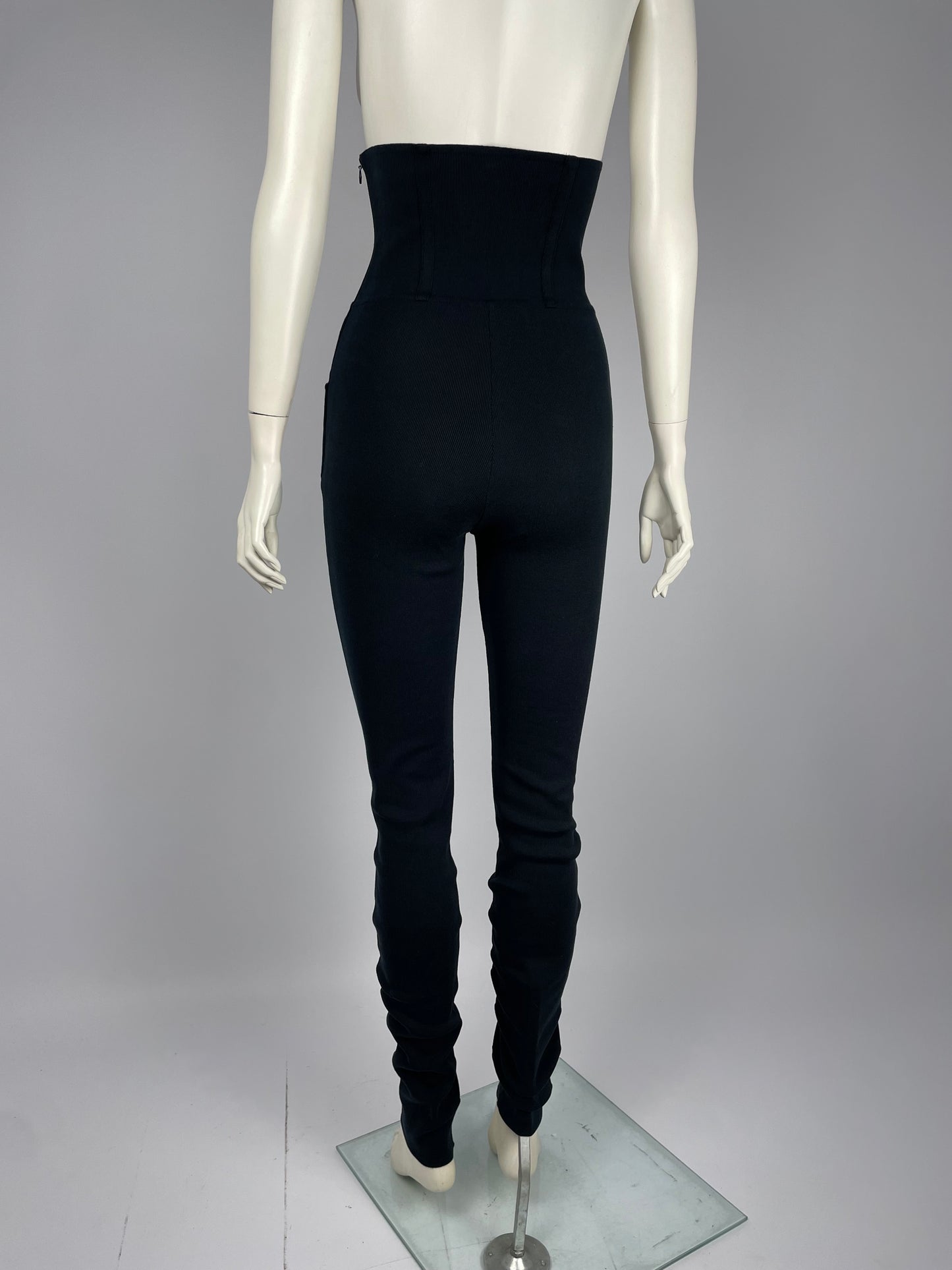 Chanel 2000’s Corset High top legging.