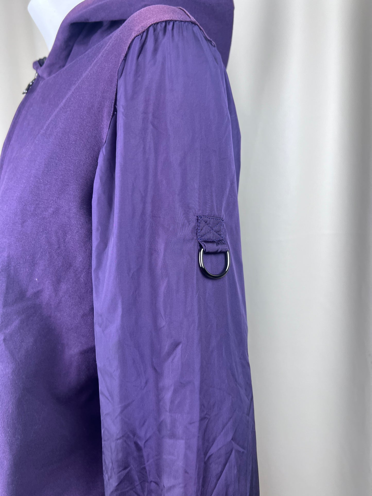 Prada 1990’s purple zip up jacket (M)