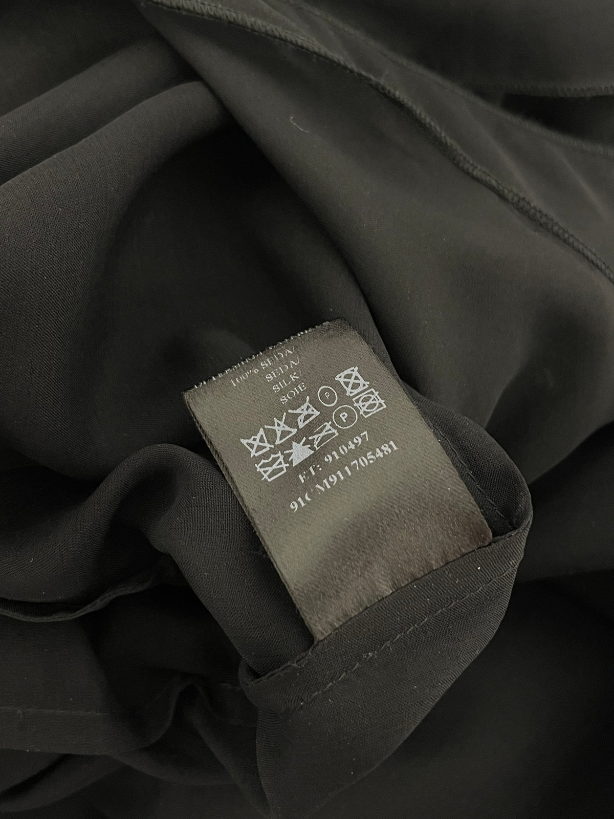 Carolina Herrera 2000’s pleated dress.